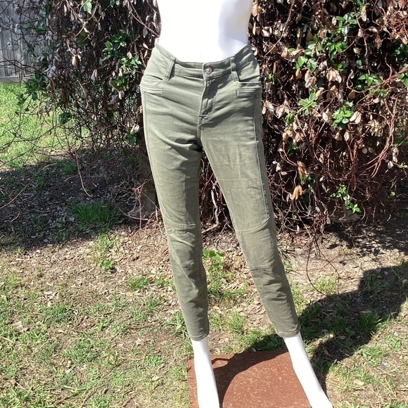 H&M L.O.G.G. Cropped Olive Green Zipper Leg Jean Joggers - Picture 1 of 7